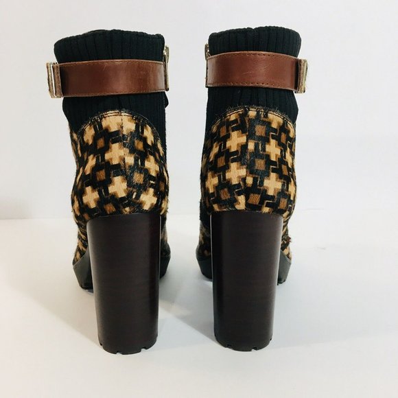 Antonio Melani Women’s Sz 6M Ankle Booties Printed Calf Hair Lug Sole Lace/Zip - Picture 4 of 11